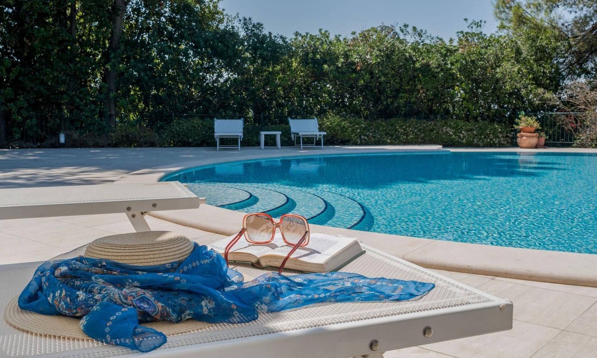 Pesaro Villa | Villa Nina - Private villa, 6 bedrooms, pool, A/C, wifi, 6 km to beach, Marche