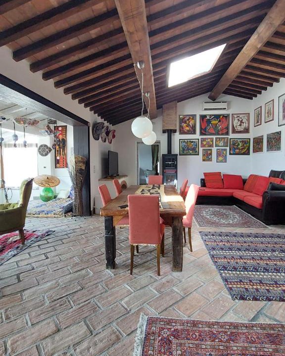 Aguzzo Villa | Villa Oltreconfini