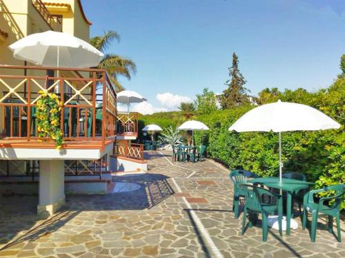 Laura Apartment | Villa Paeonia