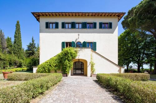 Montecatini Val di Cecina Villa | Villa Sorbaiano 16 by VacaVilla