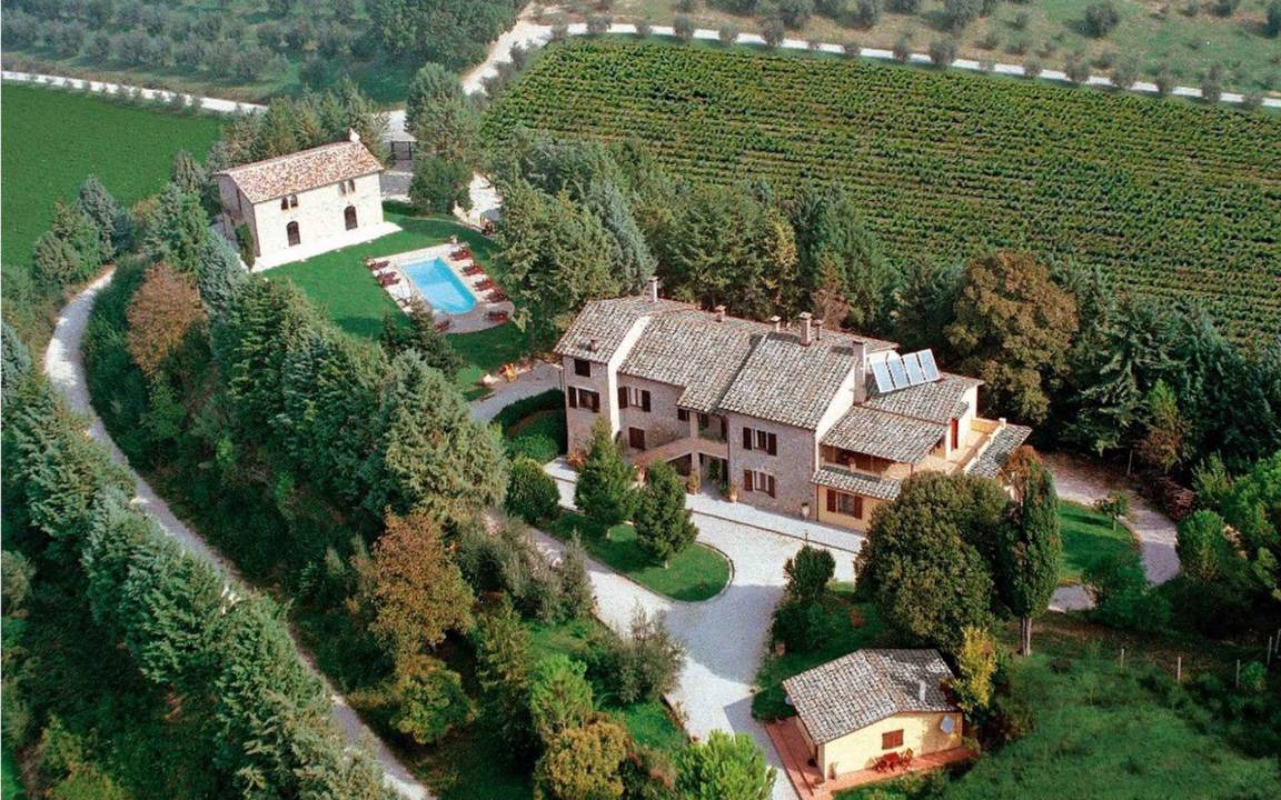 Ramazzano Villa | Villa with air conditioning