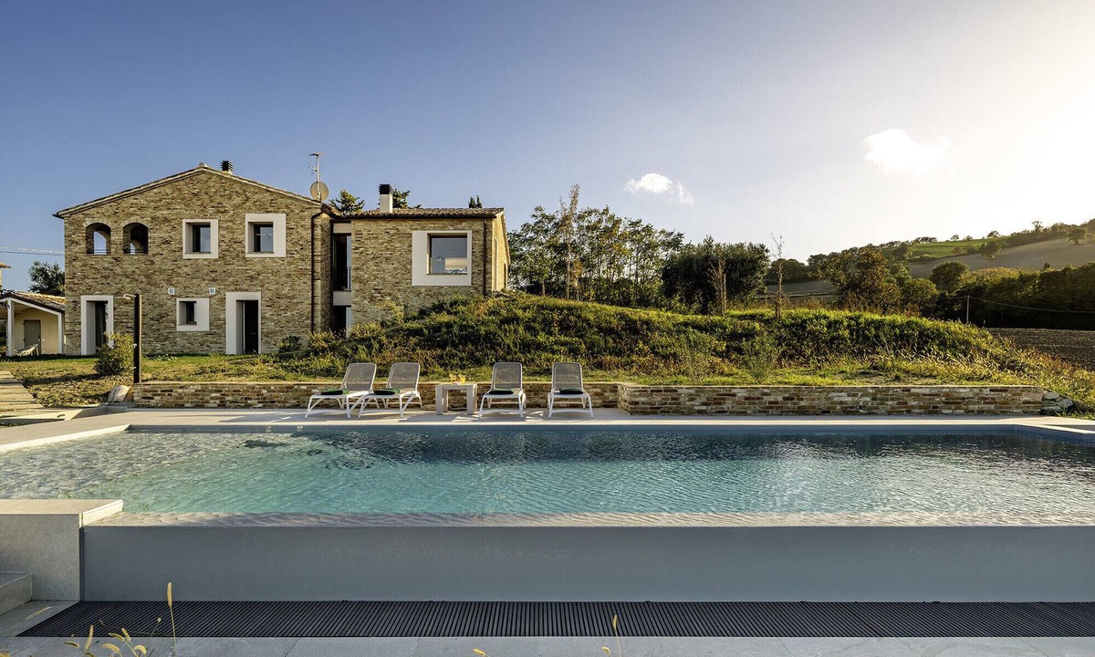 Pergola Villa | Villa Zenit 8 by Marche Holiday Villas