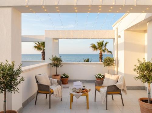 Giovinazzo Apartment | Vistamaré- Private Beach, Terrace and Free Parking
