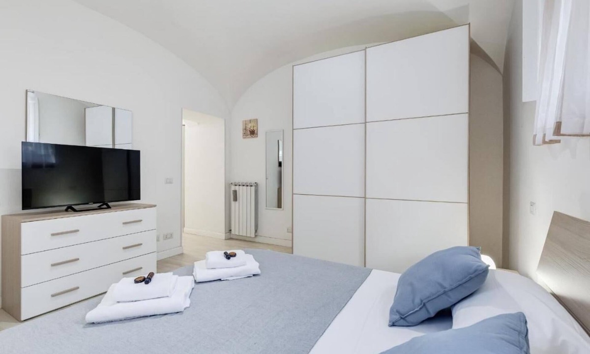 Salario Apartment | VIVILO COLLECTION - Brescia 56 Central Apartment (Close to Villa Borghese)