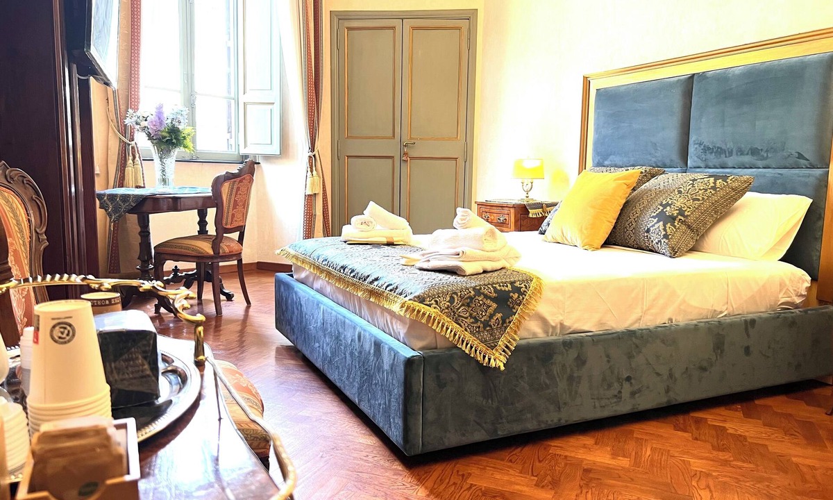 Rome City Centre Apartment | Wonderful 2-bedroom apartment in Roma with WiFi