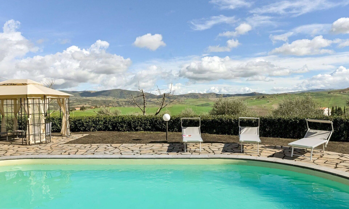 Montenero House | Wonderful private villa with WIFI, private pool, TV, patio, pets allowed and panoramic view