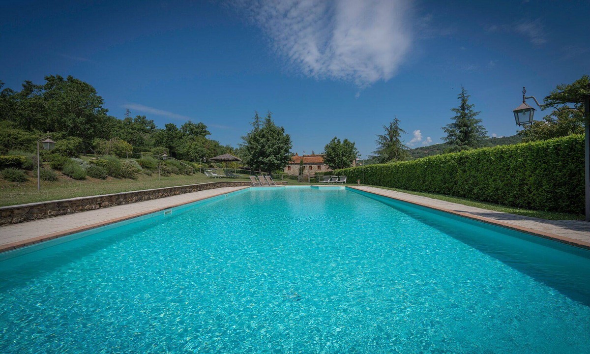 Bucine Villa | Wonderful private villa with private pool, internet, patio, pets allowed and panoramic view