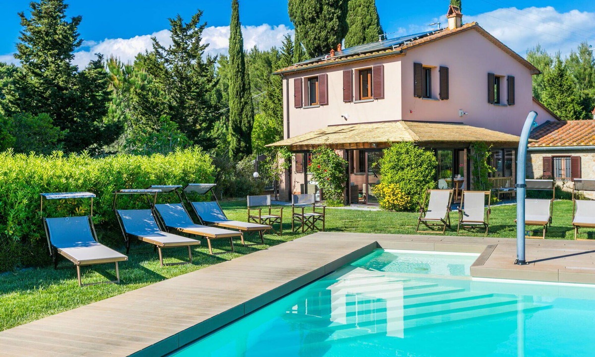 Riparbella House | Wonderful private villa for 10 guests with A/C, WIFI, private pool, TV, patio and panoramic view