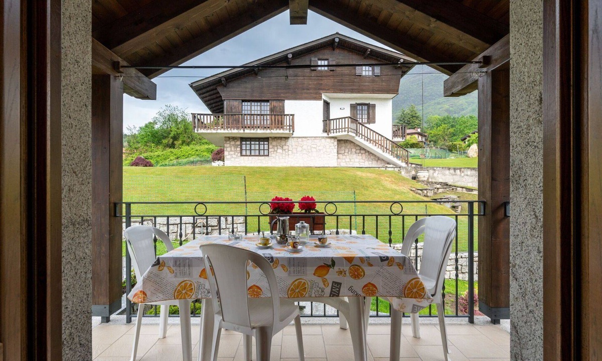 Mergozzo House | Wonderful private villa for 4 guests with WIFI, TV and terrace