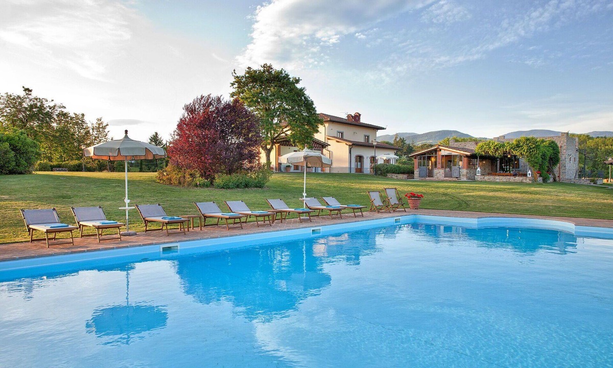 Poppi Villa | Wonderful private villa with WIFI, private pool, TV, patio, pets allowed and panoramic view