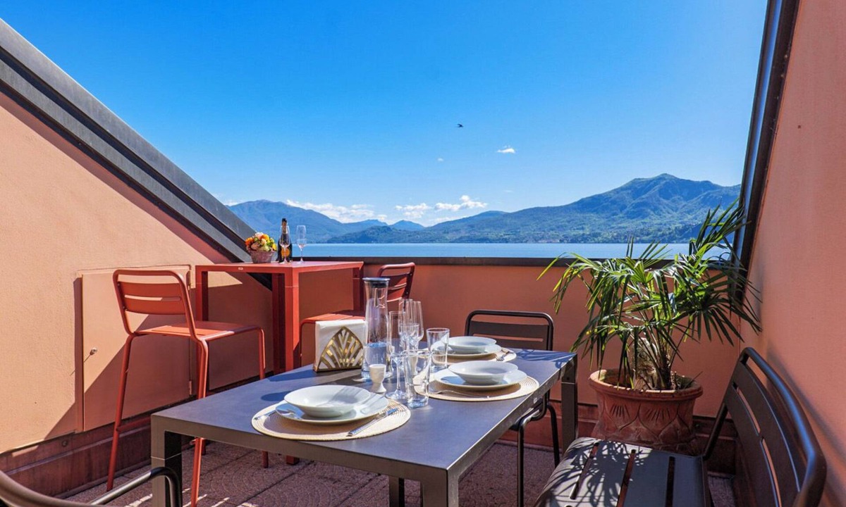 Ghiffa Apartment | Yachting Residence B 13 by Lago Reisen