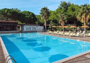 50 m² Resort ∙ 2 bedrooms ∙ 6 guests