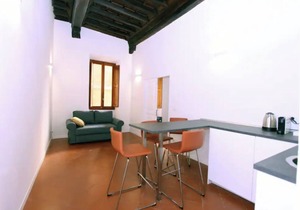 A Modern and Large 3 Bedrooms Apartment near Piazza Navona