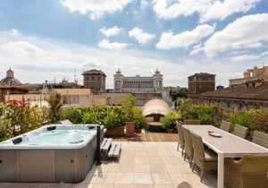Amazing Penthouse Piazza Venezia