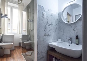 Apartment Near Trevi Fountain