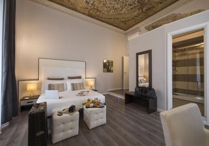 Arenula Suites