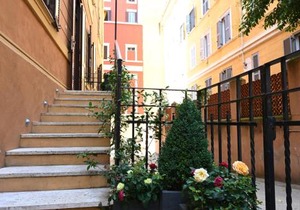 Charming Roma