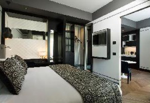Corso 281 Luxury Suites