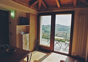 Country House The house of Carla-Pool and WI FI Free-TWO-ROOM APARTMENT 3 km from the SEA