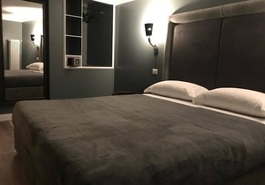 Cozy and Luxury One Bedroom Apartment