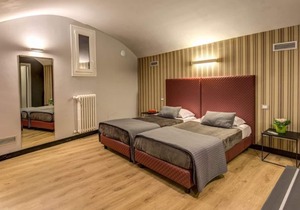 Cozy Two Bedrooms Apartment on 3 leves