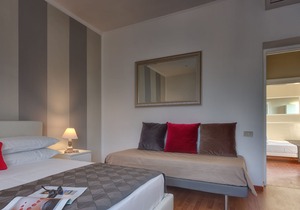 Deluxe Two Bedroom Penthouse 120mqs + terrace
