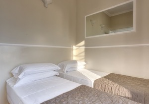 Deluxe Two Bedroom Penthouse 120mqs + terrace