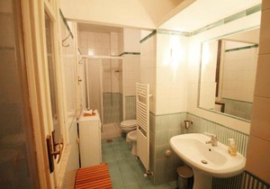 Family 2BR Apartment in Via Giulia