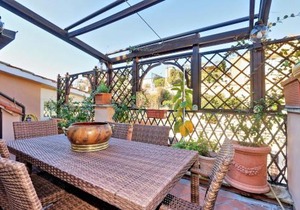 Frattina Family Romantic Superior Suite