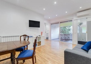 Giulio Cesare Apartment