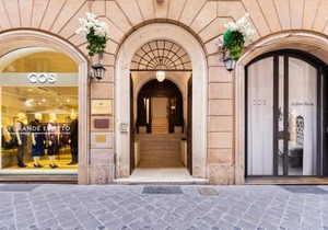 Glamour Studio - Spanish Steps