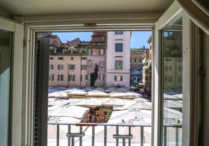 IREX Campo de Fiori - 3 bedrooms with View near Navona & Pantheon