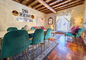IREX Campo de Fiori - 3 bedrooms with View near Navona & Pantheon