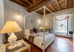 IREX Campo de Fiori - 3 bedrooms with View near Navona & Pantheon