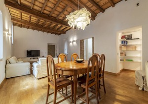 Pantheon Luxury Apartment
