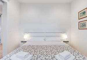 Julius Caesar luxury aprtment 2