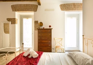 Lovely, cozy apartment with kitchen, balcony and heating. TV, Wi-Fi.