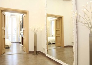 LUXURY SISTINA SUITES