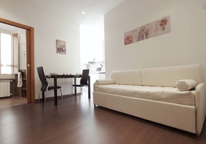 Old Rome area-6 pax-Silent-Air conditioned-Historical Roman building
