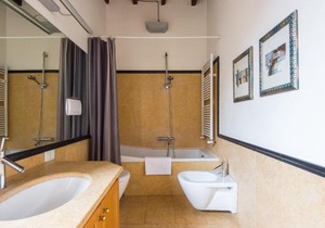 Pantheon Enchanting Luxury Apartment