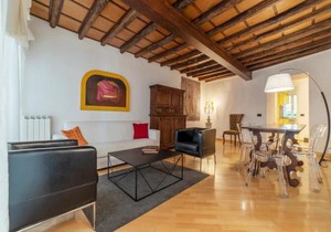 Pantheon View Apartment