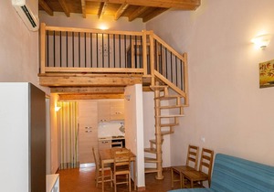 Pet-Friendly Apartment Posidonia 3 Studio Mezzanine with Shared Pool & Wi-Fi