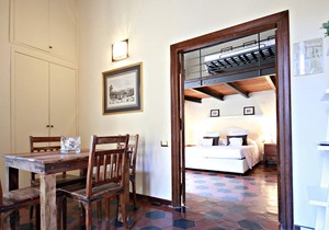 Rome: Luxury Apartment
