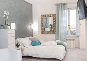 White Panoramic Jacuzzi Suite Trastevere