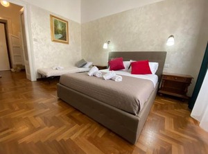 Cavour | Rome City Centre