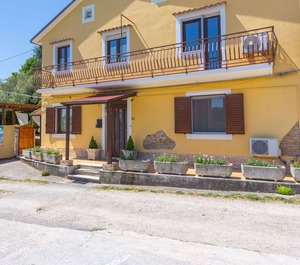 Villa People Terrace 