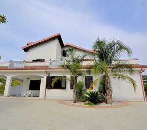Villa Olga Cozy Part Of Situated The Town 