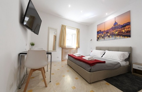 Rione V Ponte House | 1 bedroom(s) House near Roma