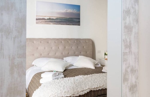 Rione III Colonna Apartment | 110 m² Apartment ∙ 1 bedroom ∙ 4 guests