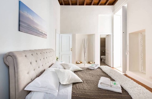 Rione III Colonna Apartment | 110 m² Apartment ∙ 1 bedroom ∙ 4 guests